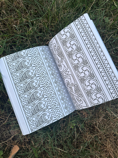 Patterns & Motifs From The Anglo Celtic Isles (Softcover Edition)