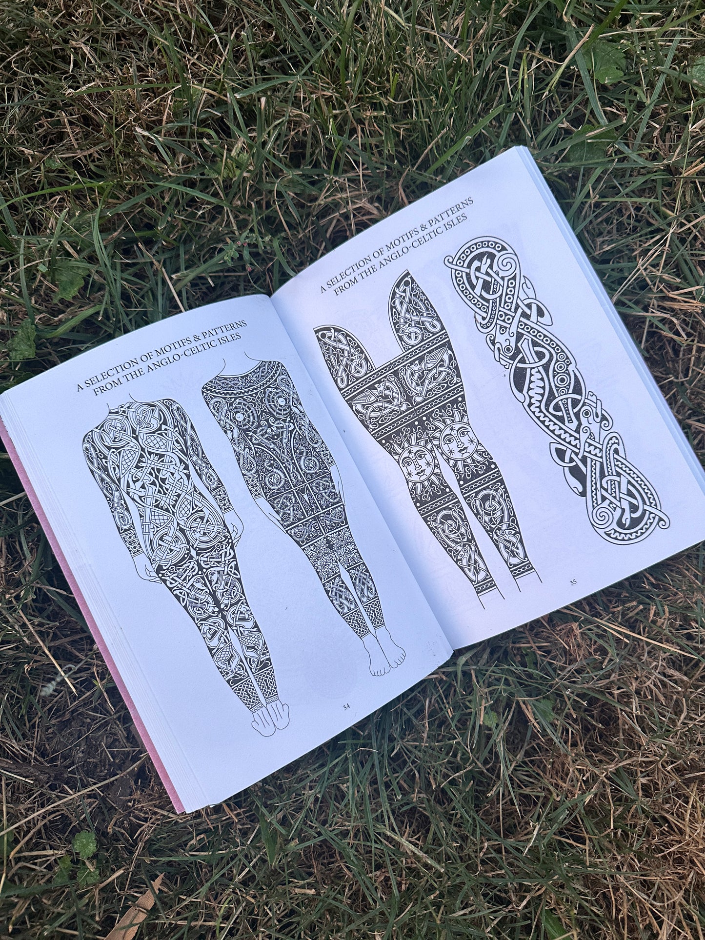 Patterns & Motifs From The Anglo Celtic Isles (Softcover Edition)